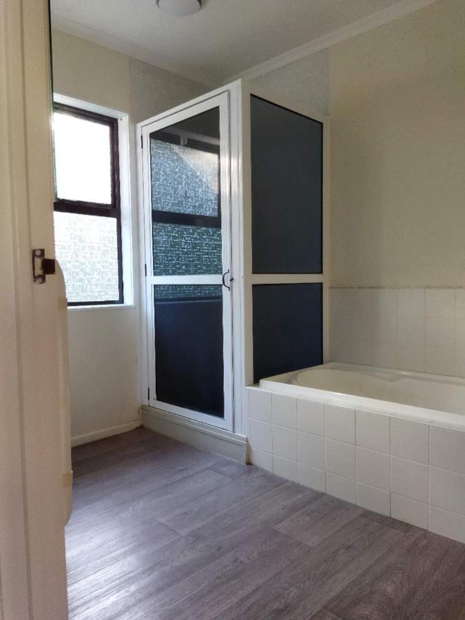 Dora'S Comfortable Homestay In Hamilton Esterno foto